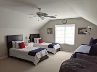 Stellar in Star - Spacious 4BR 2.5BA Near Eagle Hotel a Star