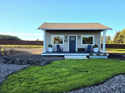 Olympic Mountain View Retreat on Serene Acreage!