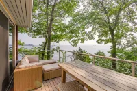 Ocean Side Deck House