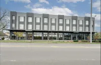 Now accepting bookings! Minutes to Broadway! Sleeps 6! Nashville Nations