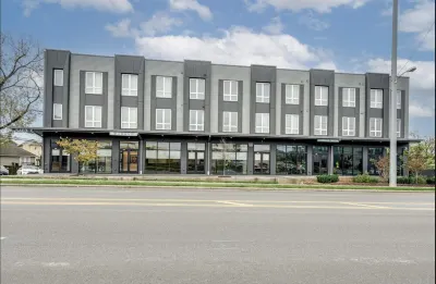 Now accepting bookings! Minutes to Broadway! Sleeps 6! Nashville Nations