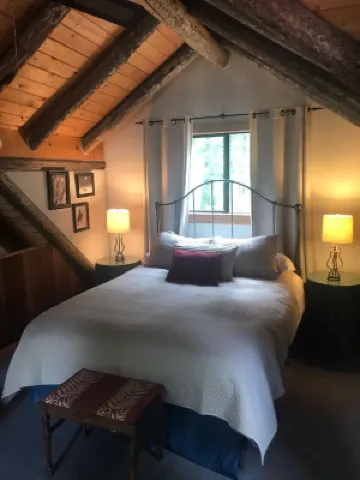 A Log Cabin in the Woods