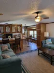 Peaceful home on little Round lake near EAA, Iola car show & the Packer Stadium. Hotels in Waupaca County