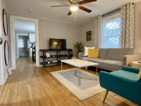 Quaint 2 bed 1 bath cottage style home