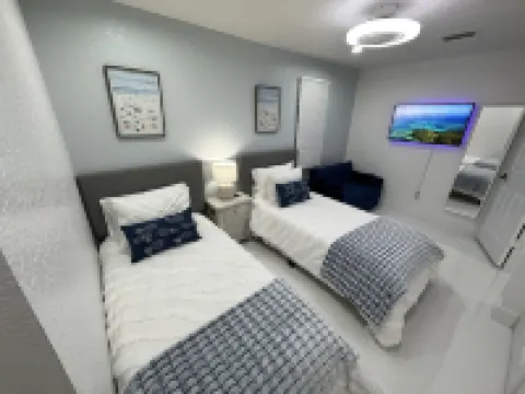 Villa in Miami with Heated Pool & Salt System