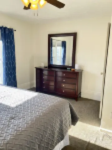 Walnut Beach Inn - close to the beach!