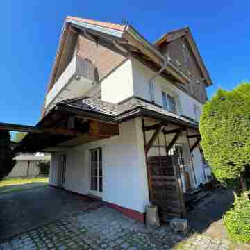 Raft home | forest view | child and pet friendly! Hotel Exterior