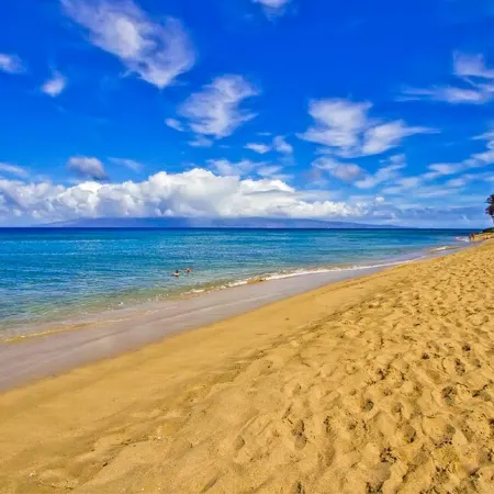 Honua Kai Ground Floor huge yard ~ Konea 142 ~1 minute walk to Pools/Beach/BBQs!