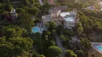Antica Fortezza Villa Fontana - large garden, private pool and maximum privacy
