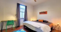 bywater loft +modern+spacious+kings+adventure Отели рядом с достопримечательностью «NASA Michoud Assembly Facility»