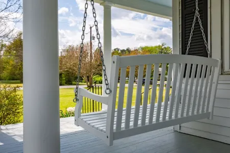 Irvington Country Getaway House