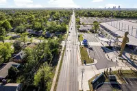 LUXURY & LOCATION!200ft away from The Tulsa Expo Square!Sleeps up to 9! - Homestays