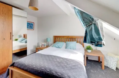 Rainbow Cottage - A home from home in the heart of Whitby Hotels near Whitby Abbey