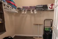 Main Floor Condo at the Avalon - Clearwater FL Clearwater Country Club附近的飯店