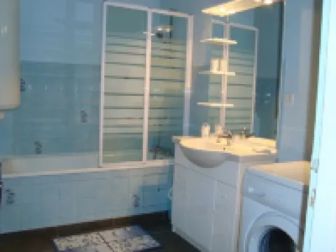 4-people apartment near center, lake, ski