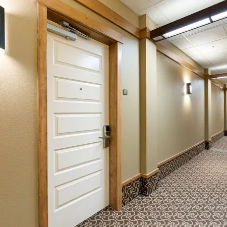 Amazing Unit!  Sleeps 5. Swim or Ski out your front door. On site at Silver Mt.
