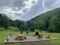 Mountain Creek Lodge located within 20 minutes of Virginia Tech