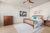 Dove Mountain oasis
