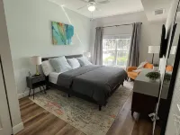 Family Friendly Vacation Villa Close to Disney Hotel dekat Old Town