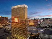 𝐓𝐑𝐔𝐌𝐏 56th Floor ⁕ Luxury Suite ⁕ Strip Views