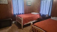 Cabin 8 Fish Island Resort Cozy stand alone cabin close to Lake Barkley