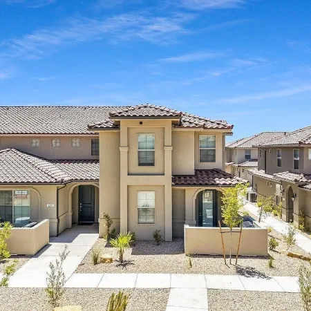Relax-St. George: Pool, Hot tubs, Nintendo switch, Pickleball & Family Friendly!