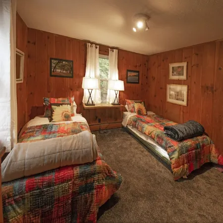 Hideaway Cottages, Cottage B