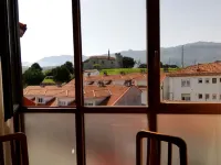 Flat halfway between the beach and Llanes downtown Hotels in Llanes