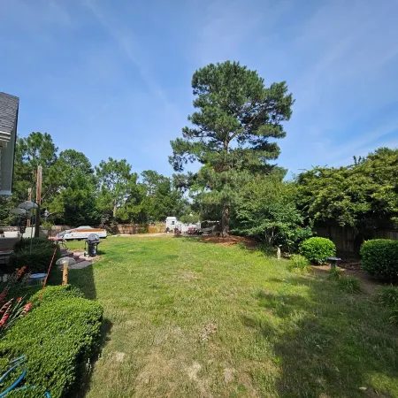 Sam's Place.  Updated Listing!  Relax in the Hot Tub after a Day of Golf!