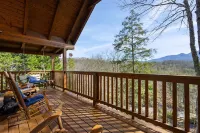 Jaw Dropping View in Black Bear Falls - Private Pools