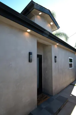 Private and Modern Getaway in Quiet Neighborhood Hotels near Trader Joe's