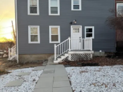 totally remodeled   house with fitness room, close to Boston and Worcester Hotels in Framingham