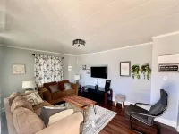David's Place, Relaxing, calm 3 bedroom 2 full baths in a quiet neighborhood. Hotels in Monroe