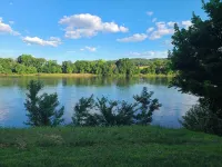 Beautiful Secluded Cabin on the White River