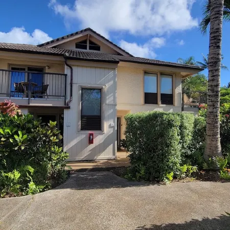 Poipu Beach Making Memories, 2-Bedroom, AC, Pool & Walk to the Beach, Kauai, HI