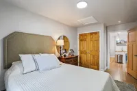 Bright, Airy Apartment in a Central Location