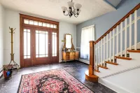 Big Sunny Family House Hotels in Front Royal