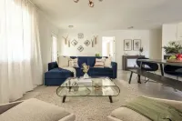 Downtown Atlanta - 4 Bedroom - Pets - Parking - 9 Guests