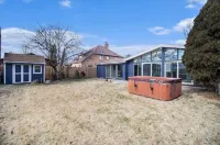 Newly remodeled ranch - less than 2 miles from Notre Dame