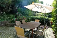 Ehemals zur Heimburg Gehörendes Kutscherhaus in Ruhiger Ortsrandlage Mainz-Bingen 호텔