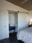 Absolute Repose - Secluded Cottage Hotels near Lyndon B. Johnson National Historical Park