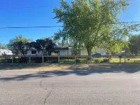 Urban Farmhouse - Bohemian Bloom and Herb Farm, Eagle ID