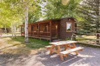 Bunkhouse 4 at Gallatin Canyon Cabins - Feriehus
