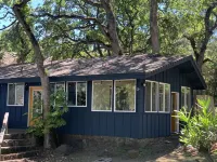 Large Group Property directly on the Lake!