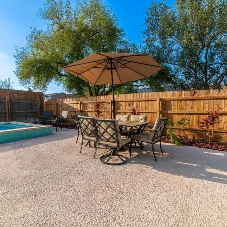 Entire home - Private heated pool, pool table and private yard