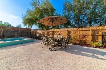 Entire home - Private heated pool, pool table and private yard
