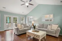 Southern Belle - Close to Parris Island for Marine Graduations!