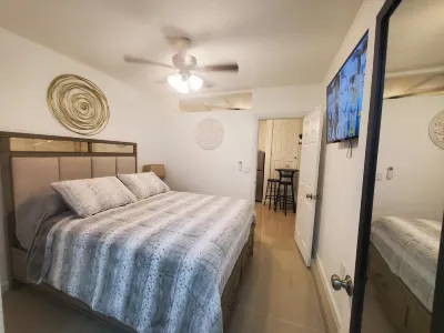 M&A Cozy studio Hotels near Goodwill Retail Store and Donation Center