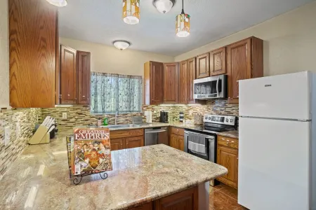 Free K-Beauty Basket! ~Bamboo Oasis Relaxing Hot Tub Family Time~