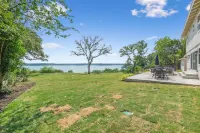 LakeView Villa, lake access, lake view, hot tub, game room, outdoor space